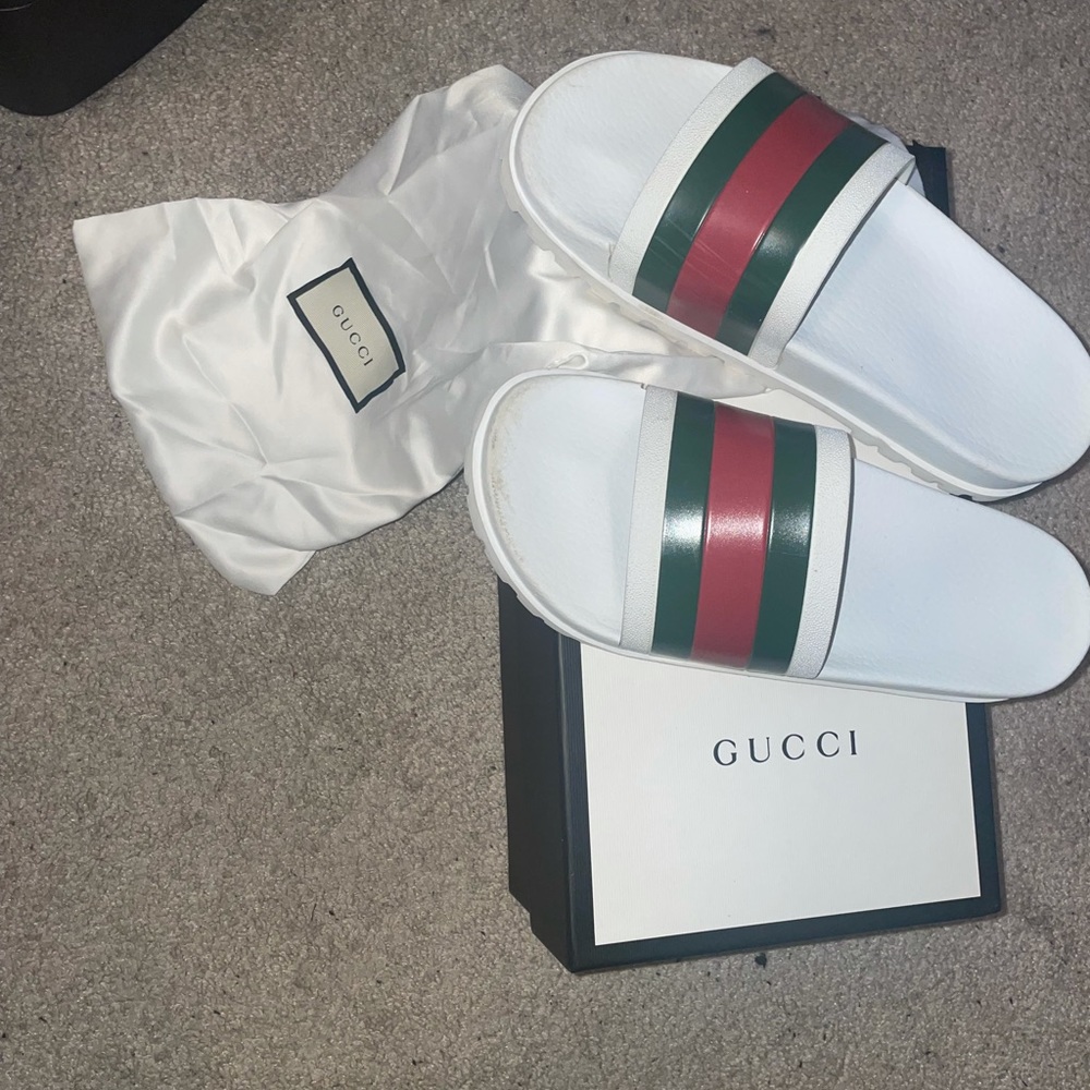 Gucci slides fit like a 10